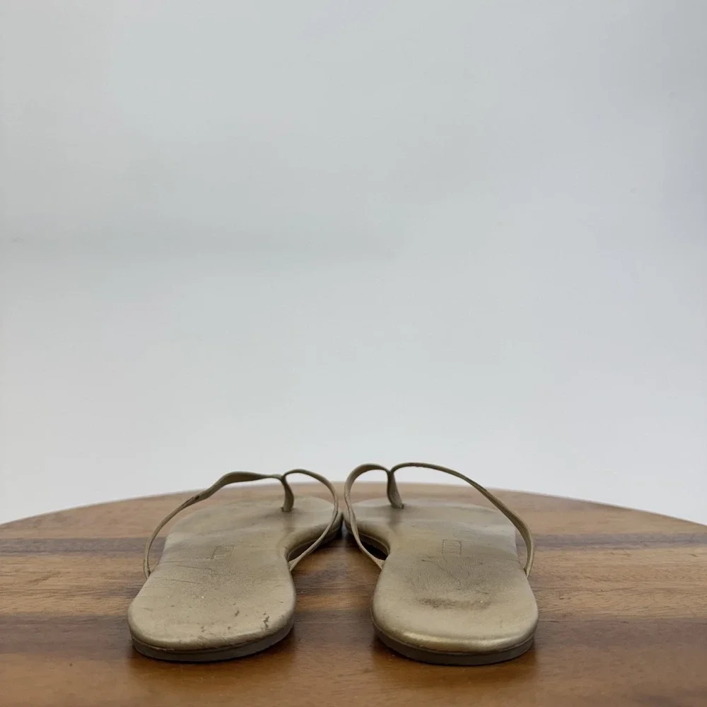 Womens Tkees Metallics Gold Leather Thong Flip Flops Shoes Sandals Size‎ 7 M GUC - Picture 5 of 8